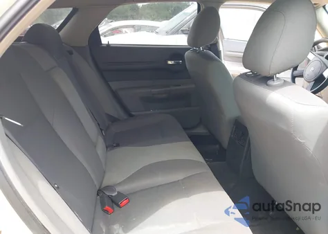 2005 Dodge Magnum Se из США, поврежденный, VIN 2D4FV48V55H680129